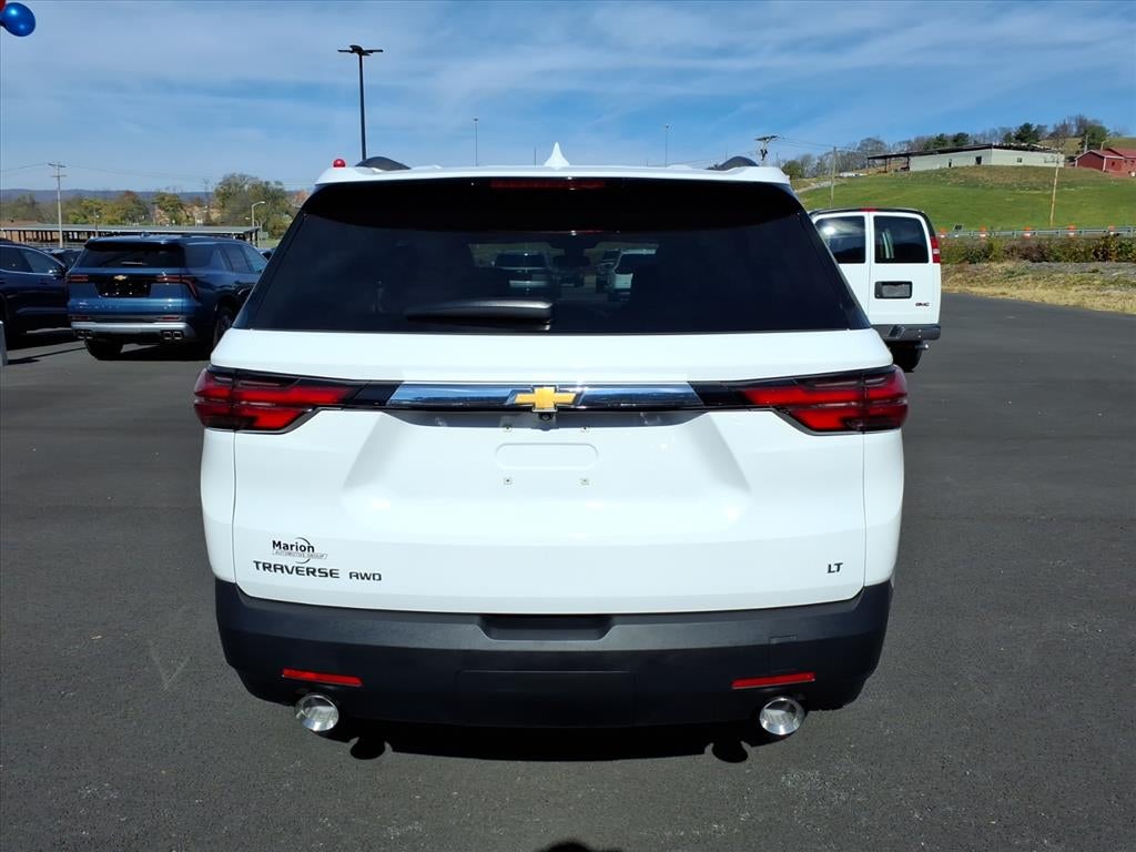 2023 Chevrolet Traverse — rear three-quarter view